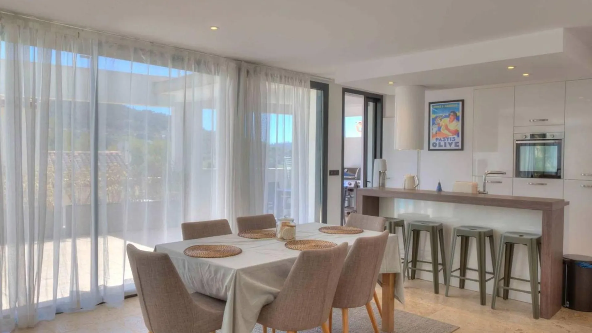 Villa Familiale Avec Piscine, 4 Chambres, Bbq Et Clim A La Cadiere-D'Azur - Fr-1-770-21 Laouque