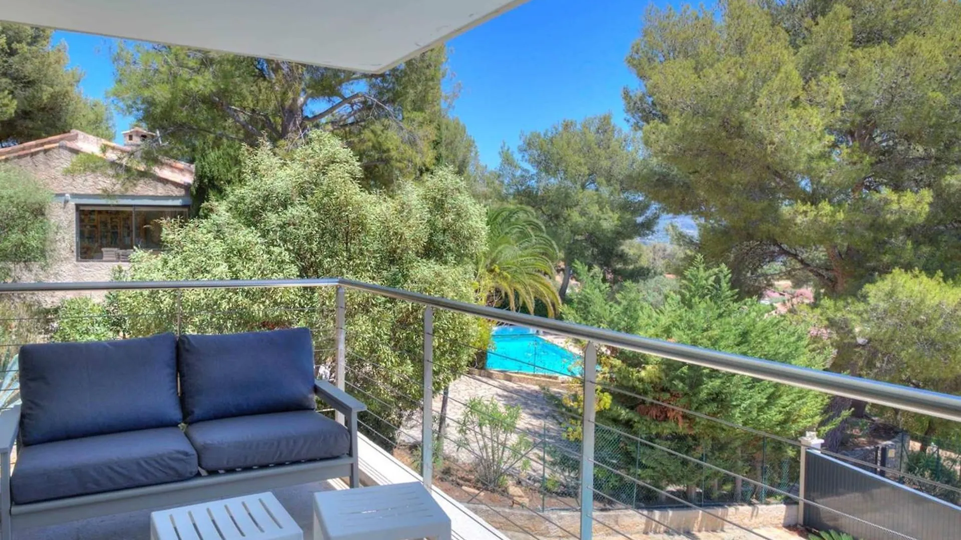 Villa Familiale Avec Piscine, 4 Chambres, Bbq Et Clim A La Cadiere-D'Azur - Fr-1-770-21 Laouque France